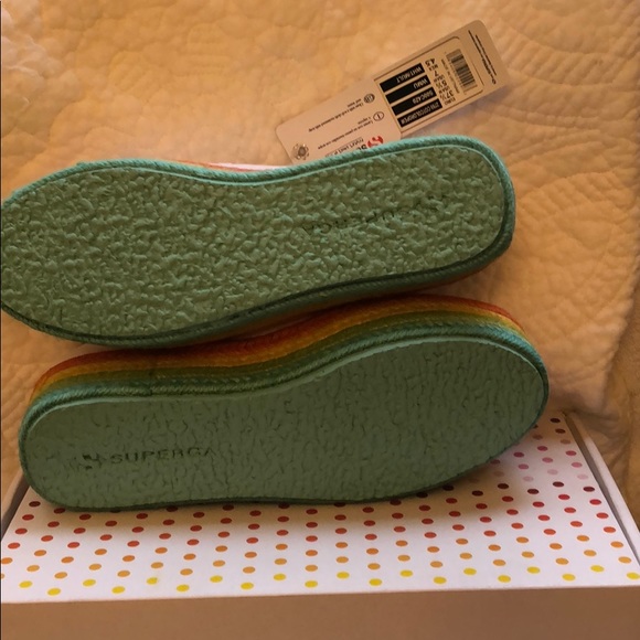 Superga Women’s 2790 Cotcoloropew Price is Firm! - Picture 5 of 8